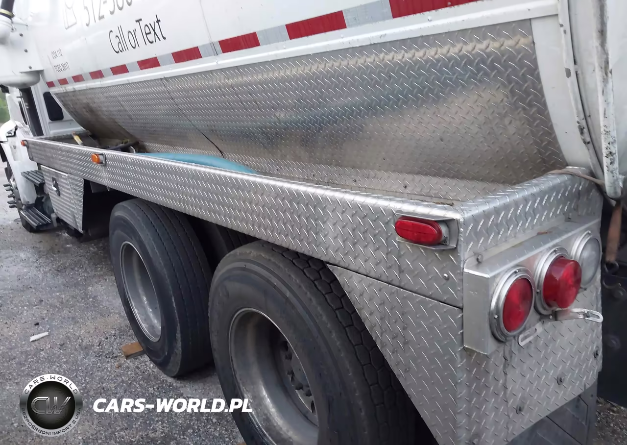 2007 International 8000 8600 VIN:1HSHXSBR37J412074 - 13