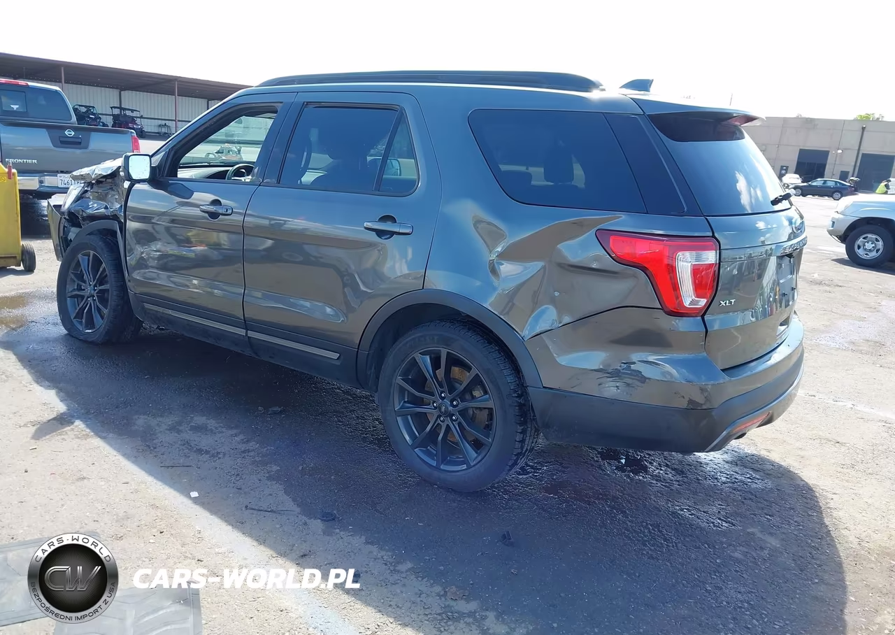 2017 Ford Explorer Xlt VIN:1FM5K8D88HGE12714 - 3