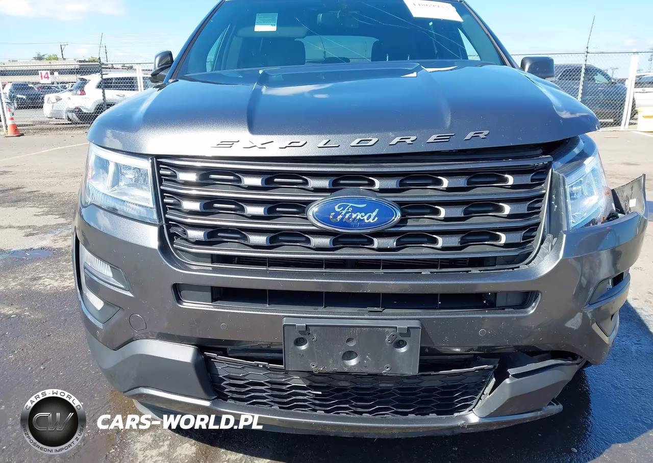 2017 Ford Explorer Xlt VIN:1FM5K8D88HGE12714 - 6