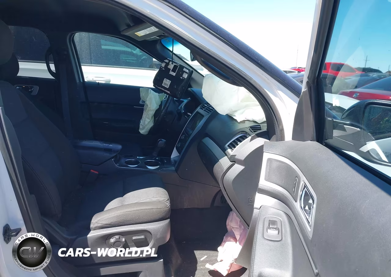 2013 Ford Explorer Xlt VIN:1FM5K7D85DGA92689 - 5