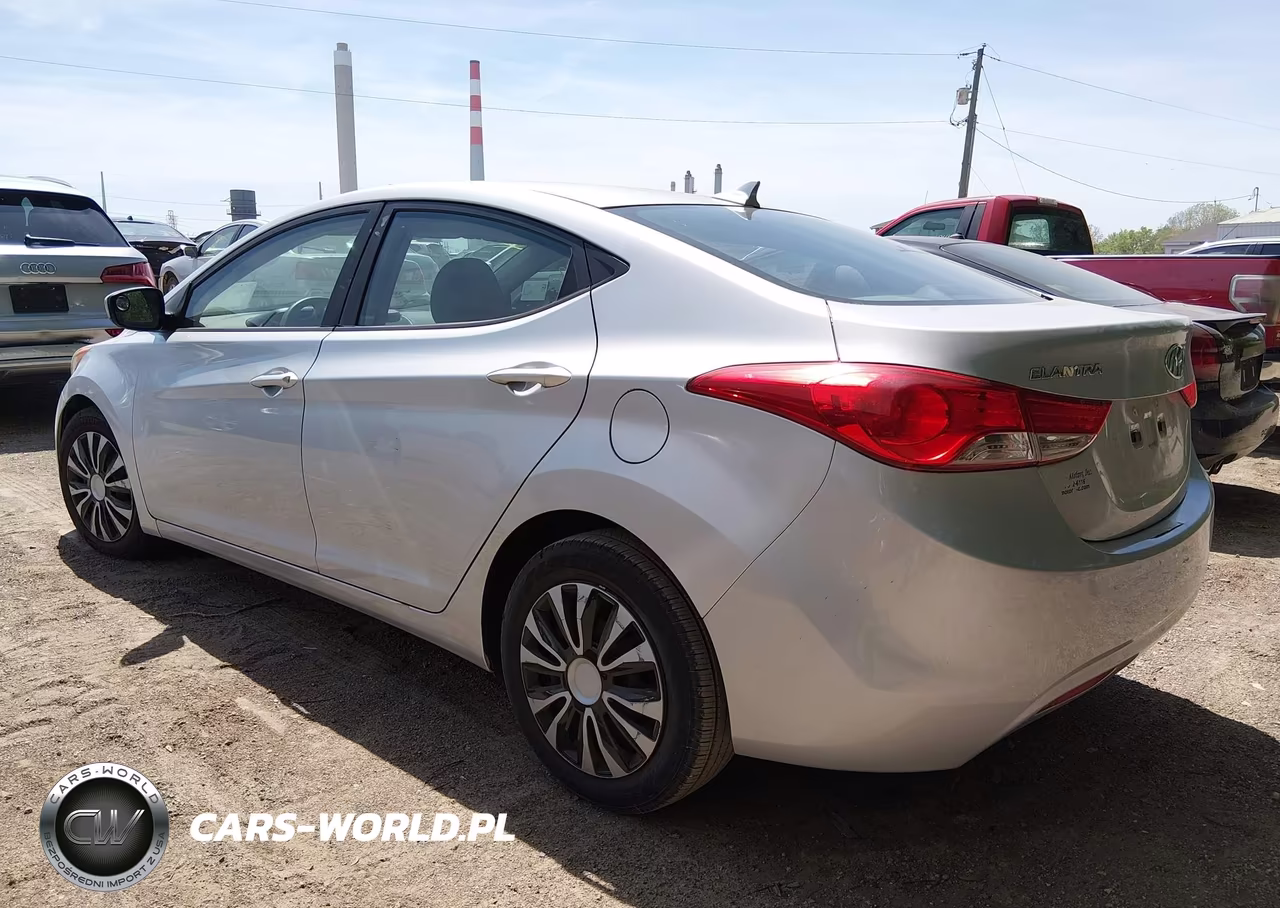 2012 Hyundai Elantra Gls VIN:5NPDH4AE0CH077146 - 3