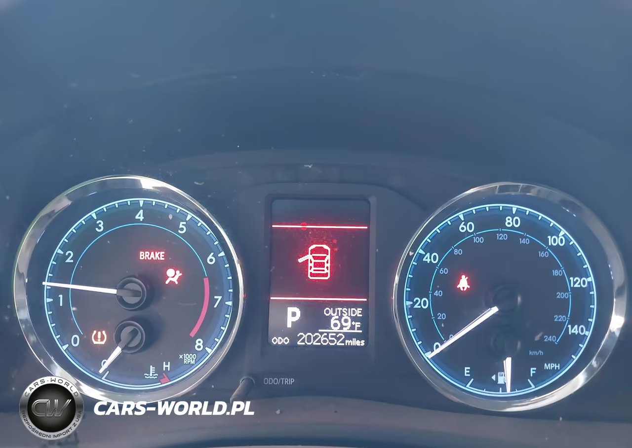 2018 Toyota Corolla Le VIN:5YFBURHE4JP842817 - 7