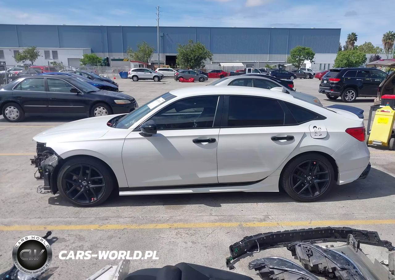 2024 Honda Civic Sport VIN:2HGFE2F52RH518647 - 15