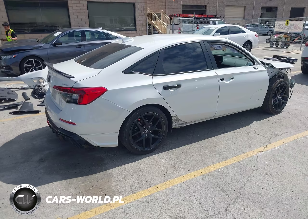 2024 Honda Civic Sport VIN:2HGFE2F52RH518647 - 4