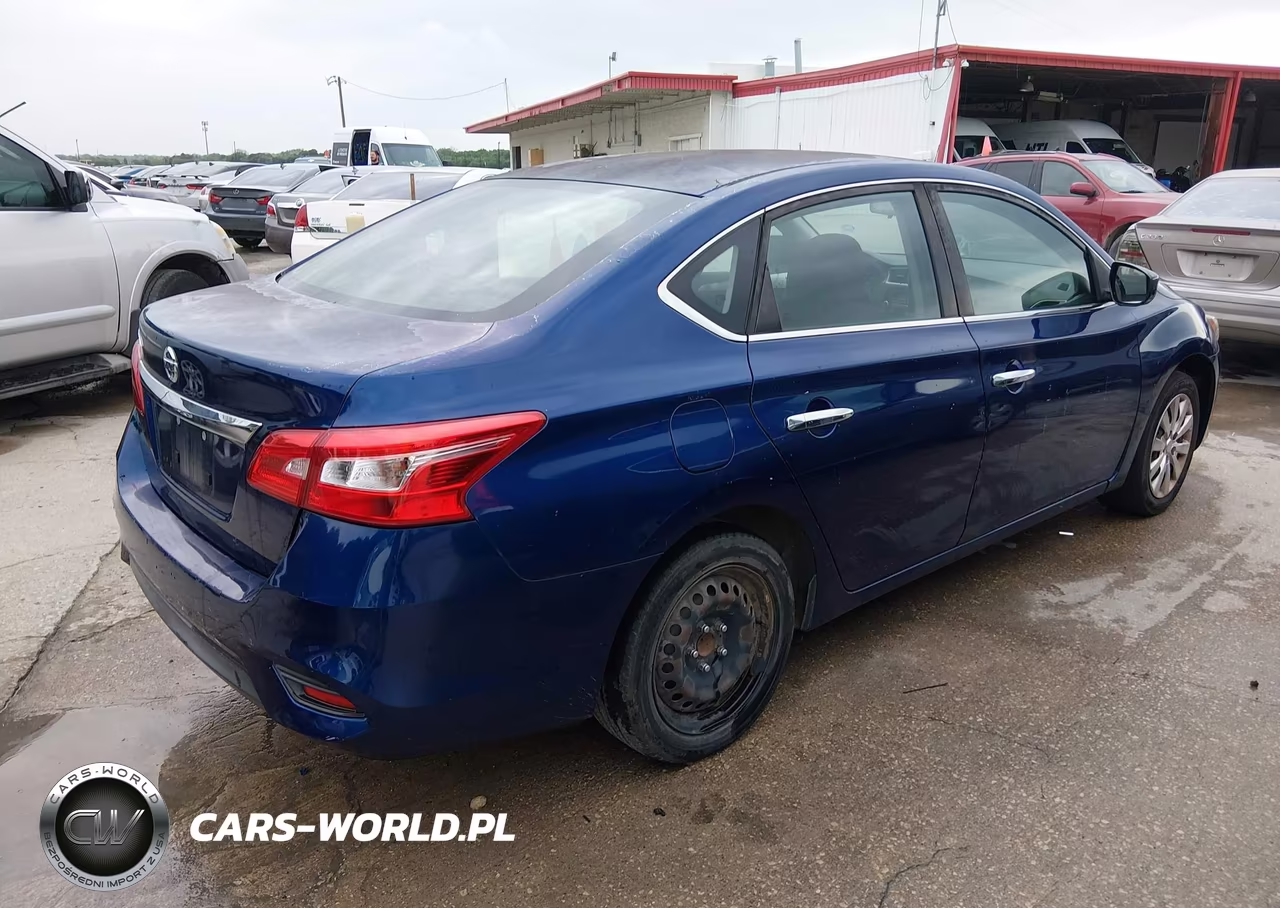 2017 Nissan Sentra S VIN:3N1AB7AP2HY331833 - 4