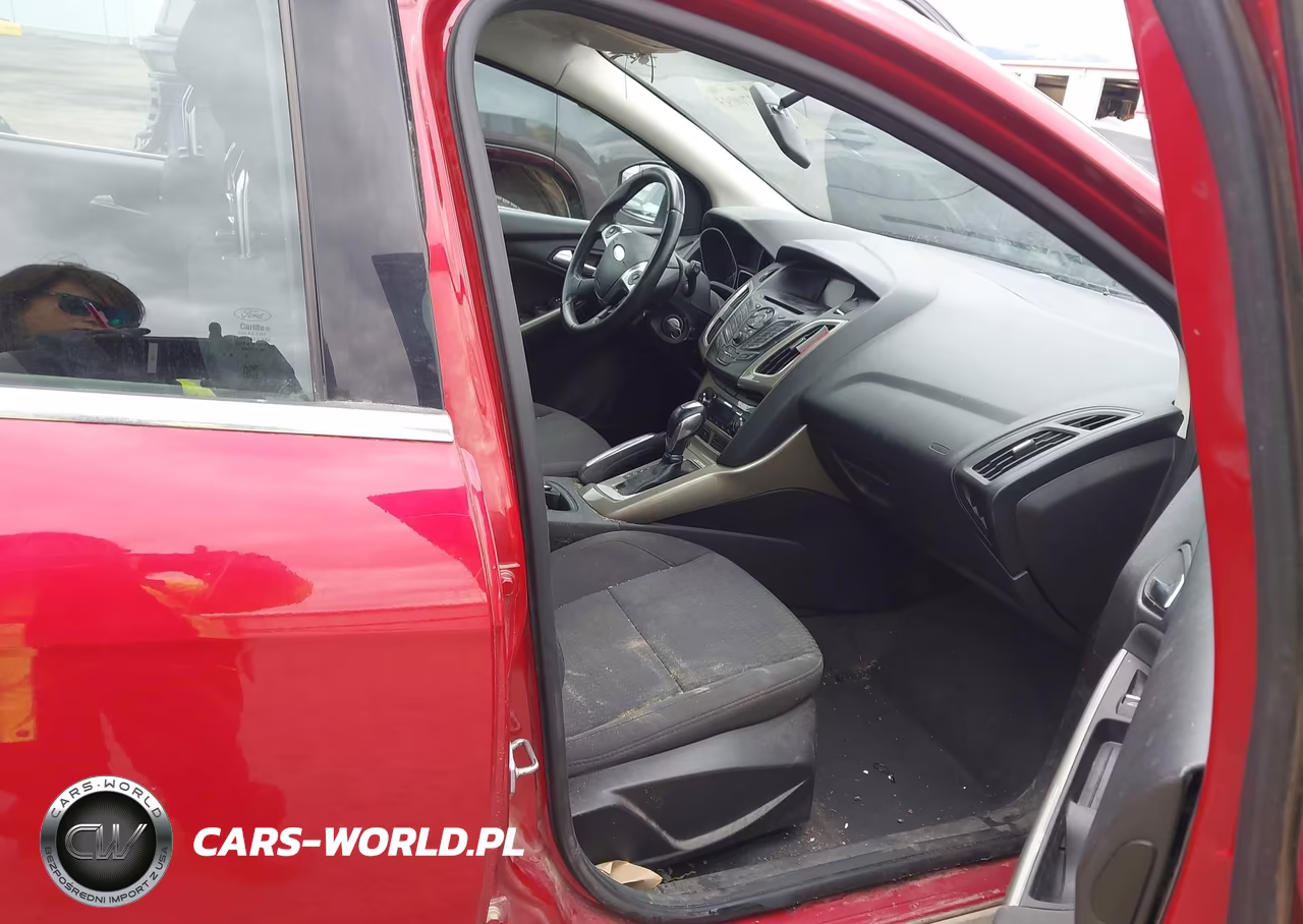 2012 Ford Focus Sel VIN:1FAHP3M21CL268589 - 5