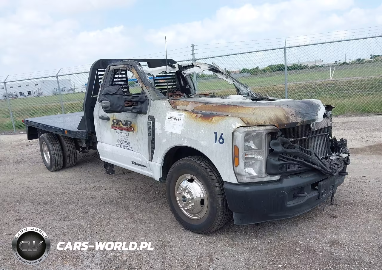 2024 Ford F-350 Chassis Xl – zdjęcie 1 z 10