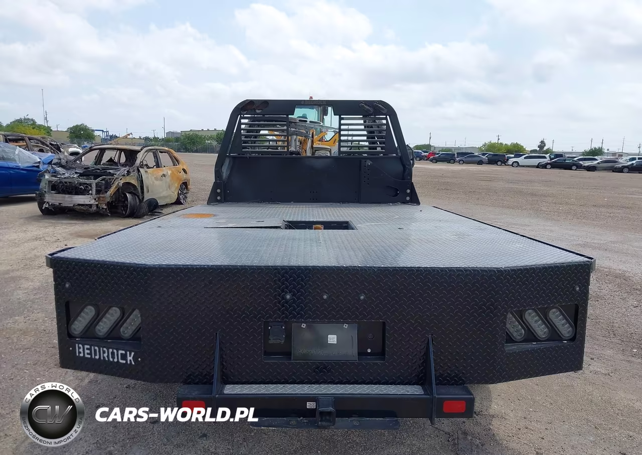 2024 Ford F-350 Chassis Xl VIN:1FDRF3GT3REE43651 - 8