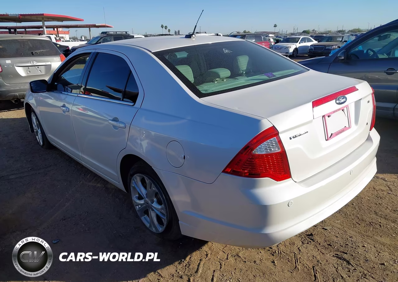 2012 Ford Fusion Se VIN:3FAHP0HA9CR444970 - 3