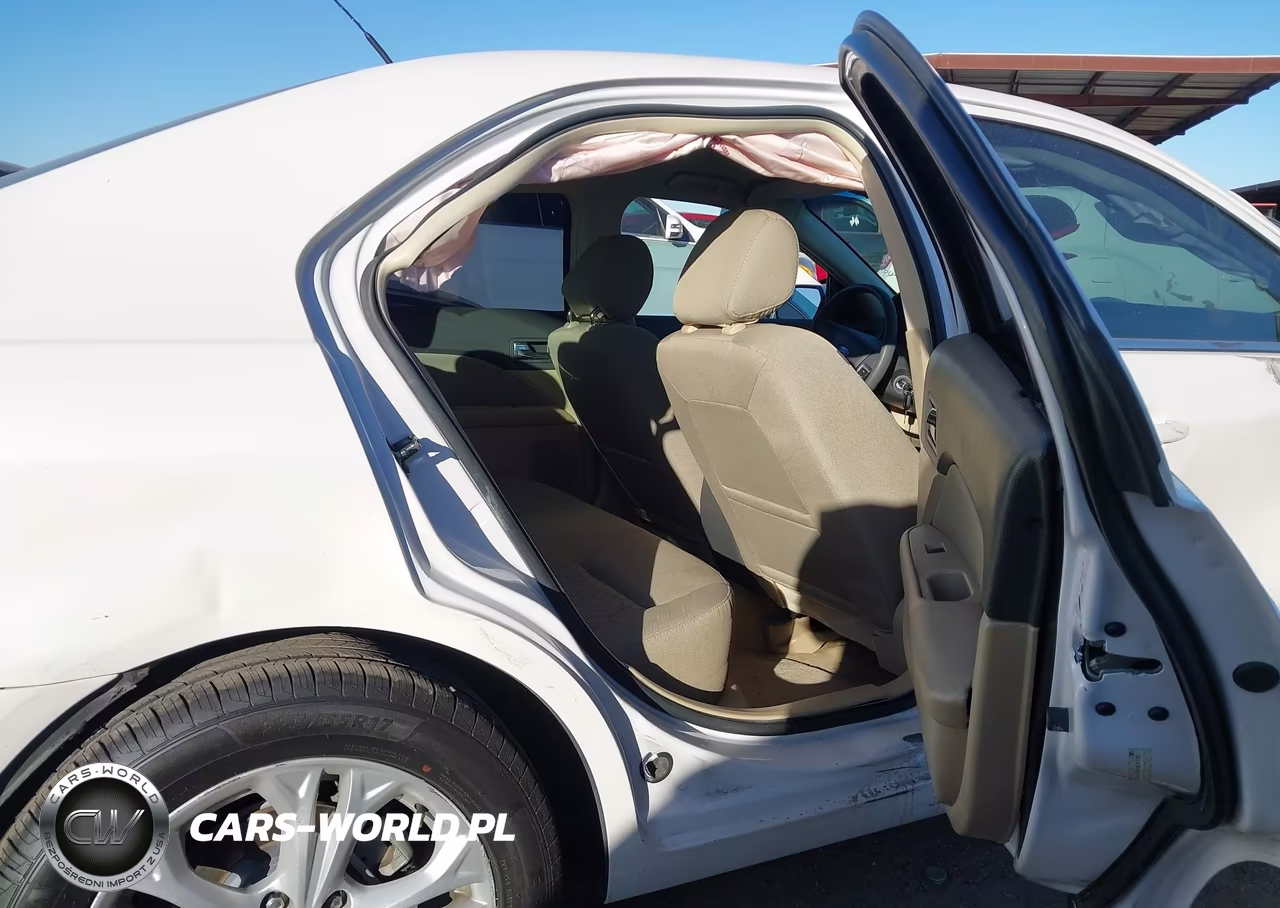 2012 Ford Fusion Se VIN:3FAHP0HA9CR444970 - 8