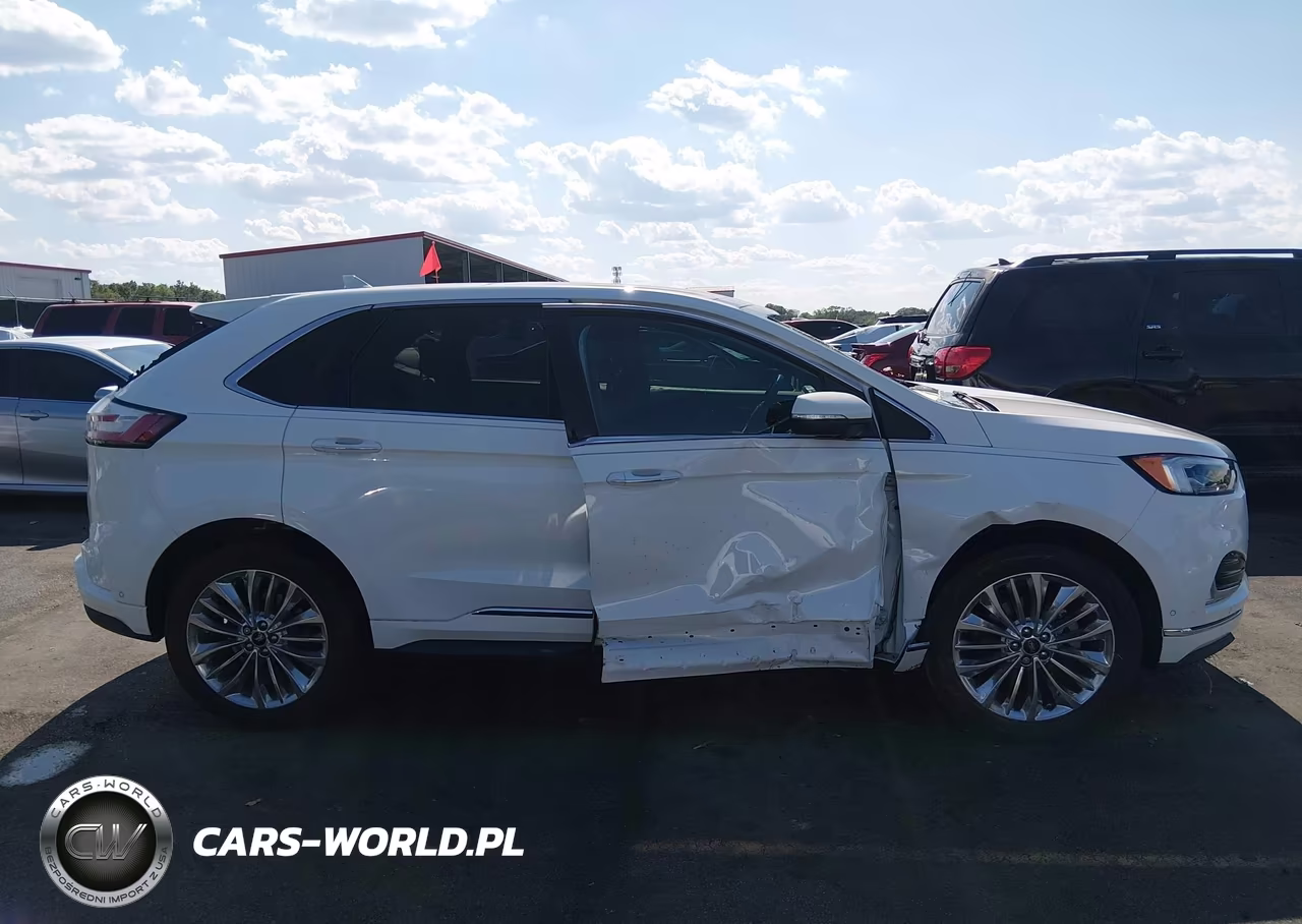 2020 Ford Edge Titanium VIN:2FMPK3K97LBA53542 - 13