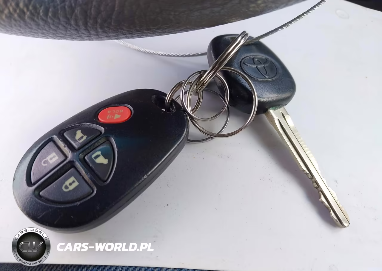 2010 Toyota Sienna Le VIN:5TDKK4CC0AS323866 - 11
