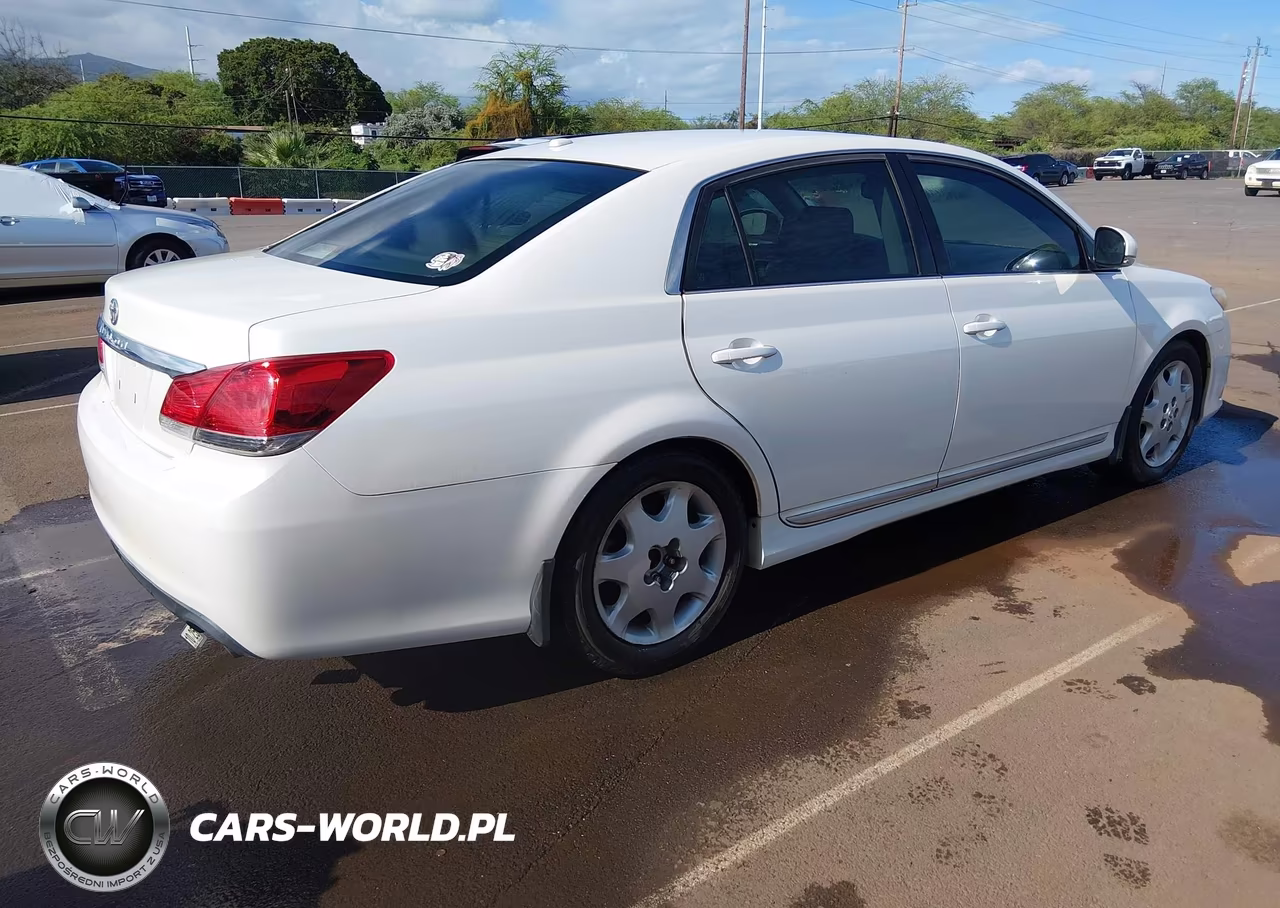 2011 Toyota Avalon Limited VIN:4T1BK3DBXBU426608 - 4