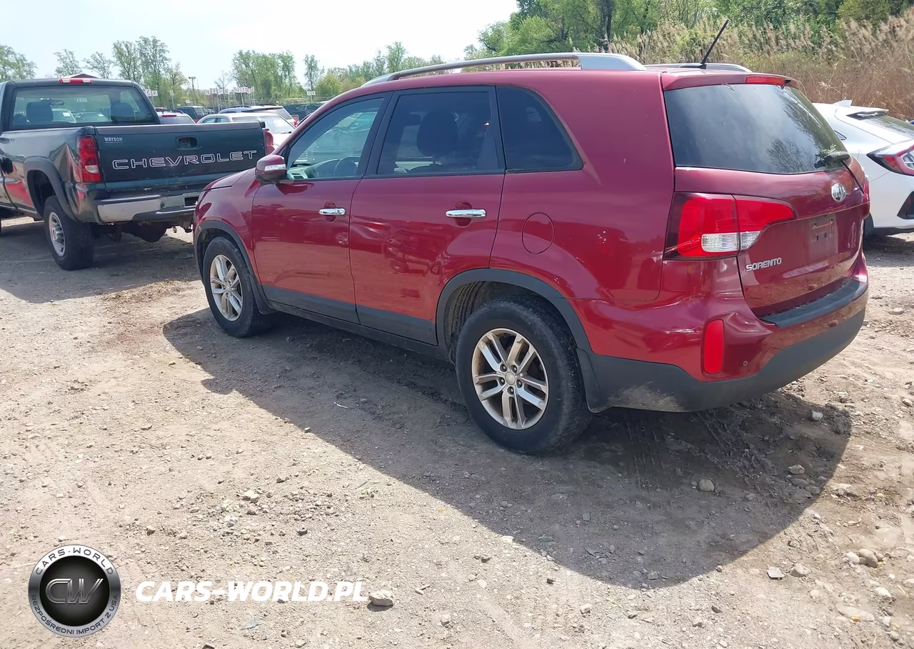 2015 Kia Sorento Lx VIN:5XYKT3A60FG563377 - 3