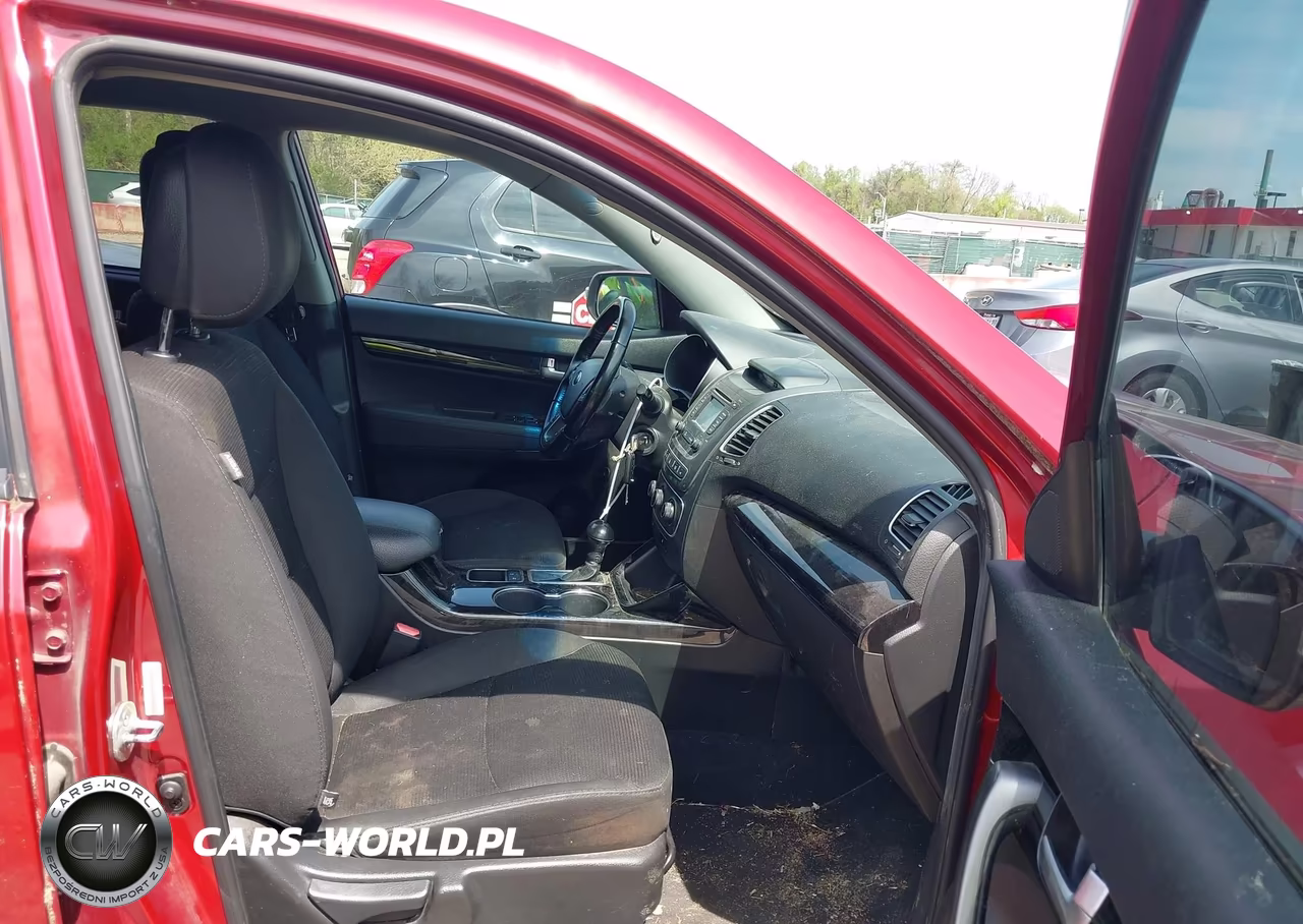 2015 Kia Sorento Lx VIN:5XYKT3A60FG563377 - 5