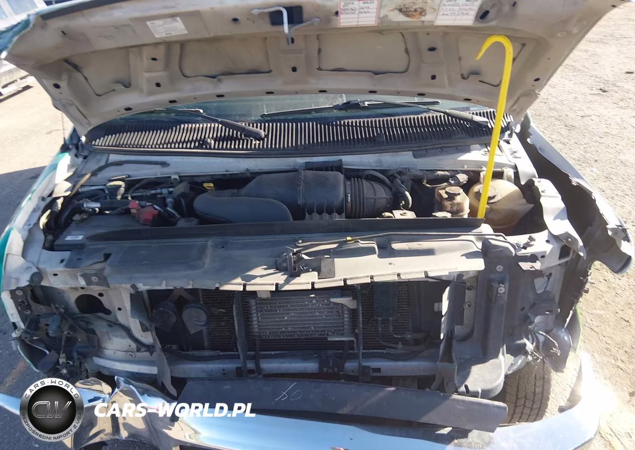 2013 Ford E-150 Xlt VIN:1FDNE1BW4DDB19677 - 10