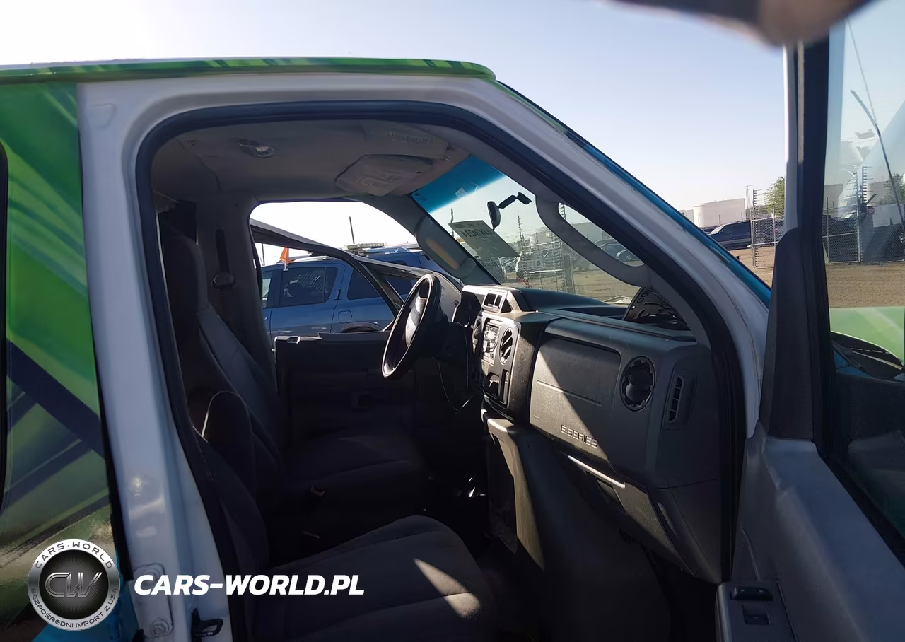 2013 Ford E-150 Xlt VIN:1FDNE1BW4DDB19677 - 5