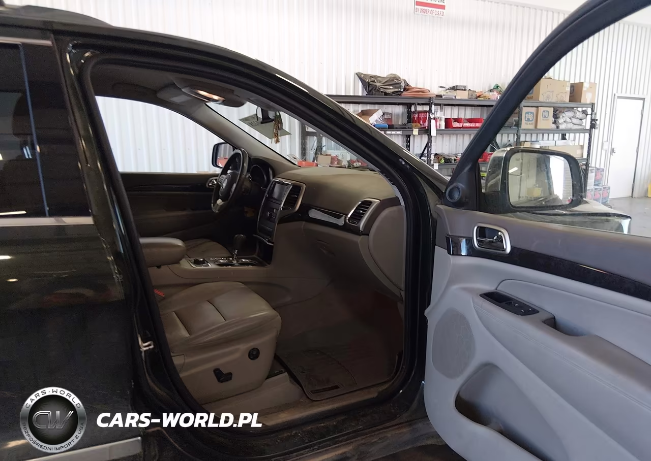 2011 Jeep Grand Cherokee Laredo VIN:1J4RR4GG4BC548828 - 5