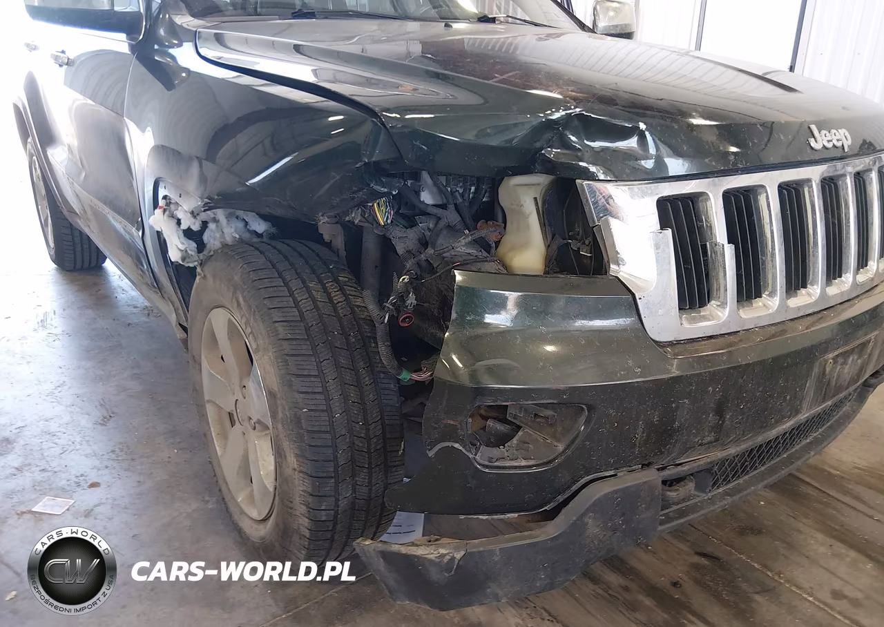 2011 Jeep Grand Cherokee Laredo VIN:1J4RR4GG4BC548828 - 6