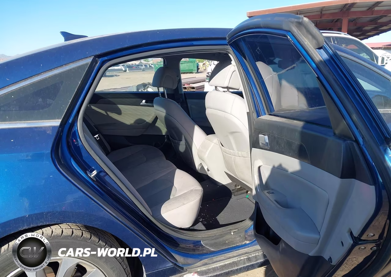 2015 Hyundai Sonata Sport VIN:5NPE34AF3FH033383 - 8