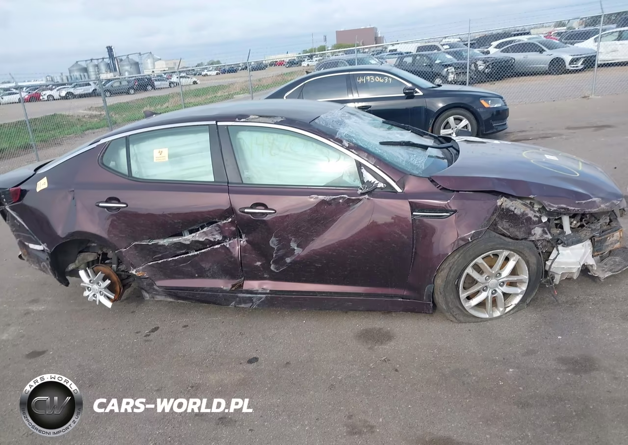 2013 Kia Optima Lx VIN:5XXGM4A75DG210832 - 13