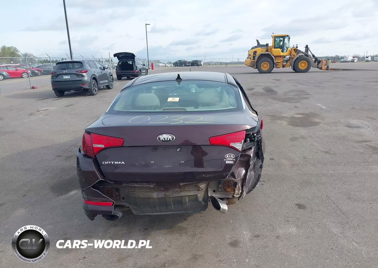 2013 Kia Optima Lx VIN:5XXGM4A75DG210832 - 16