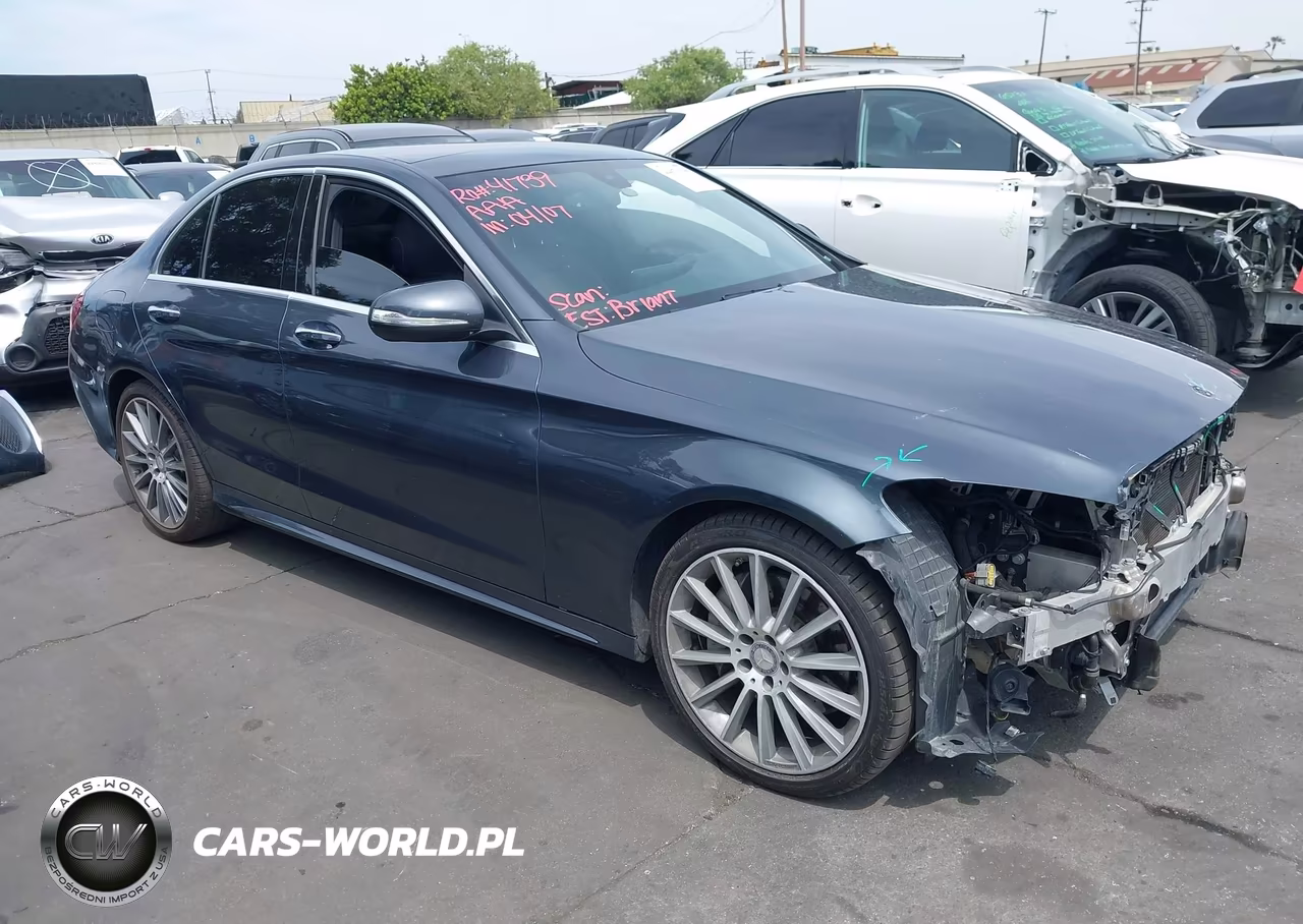 2015 Mercedes-Benz C 400 4Matic