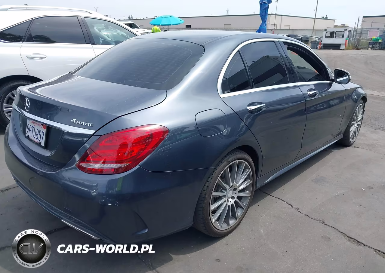 2015 Mercedes-Benz C 400 4Matic VIN:55SWF6GBXFU020929 - 4