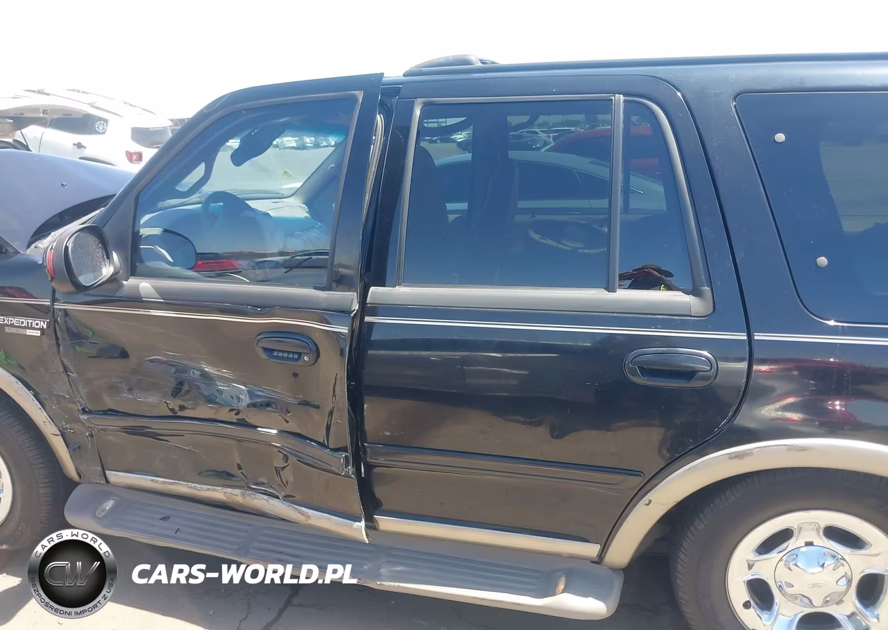 2002 Ford Expedition Eddie Bauer VIN:1FMRU17L22LA25383 - 13