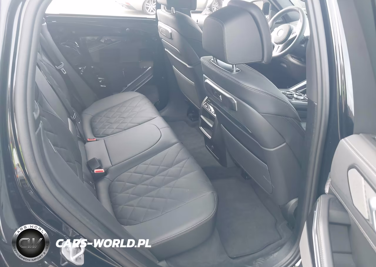 2026 BMW X6 M60I VIN:5UX43EX08T9158497 - 8