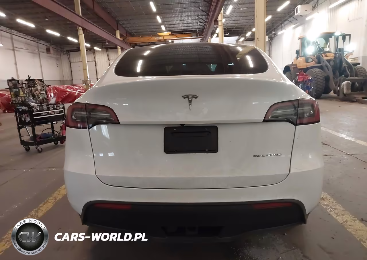 2023 Tesla Model Y VIN:7SAYGDEE5PF788671 - 16