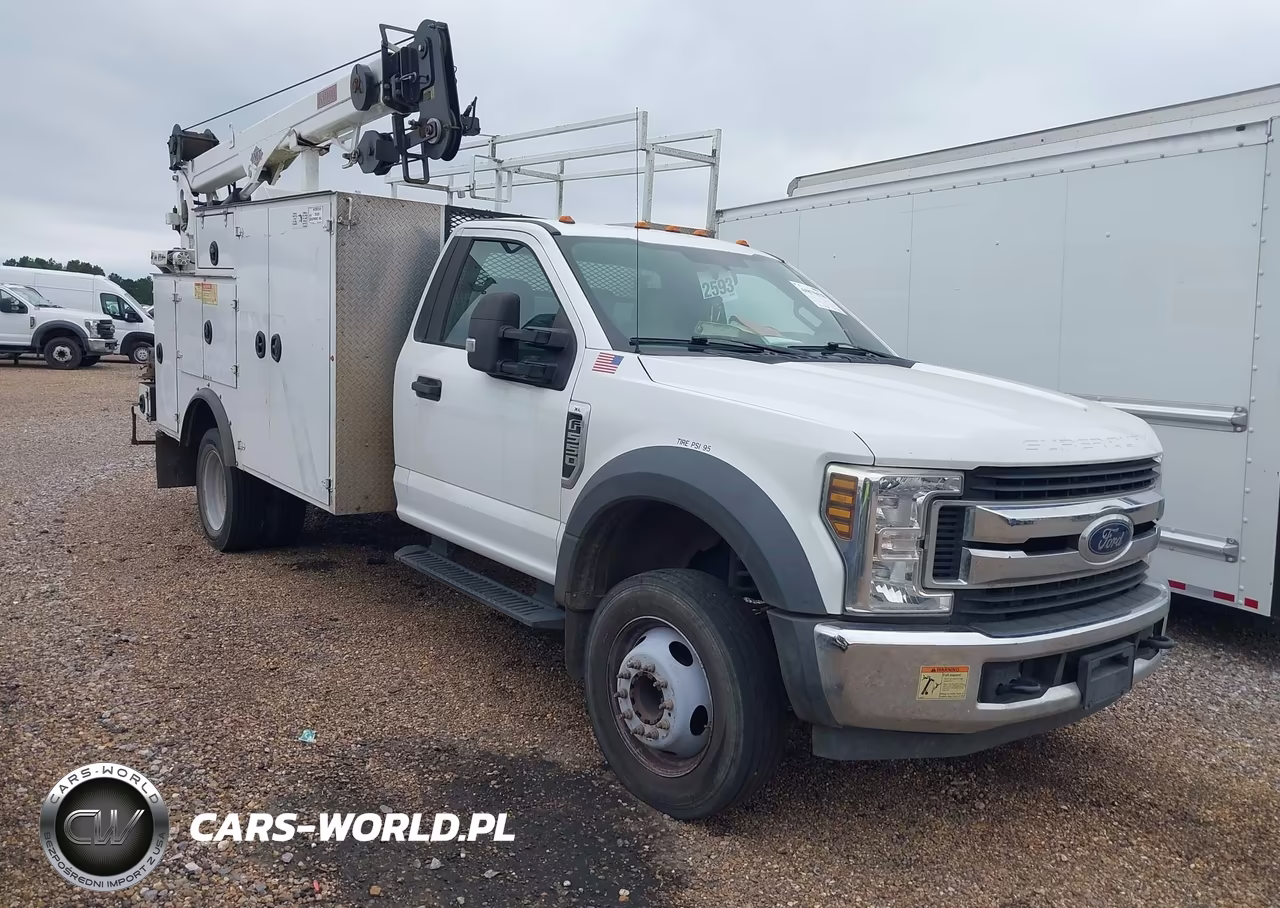 2019 Ford F-550 Chassis Xl
