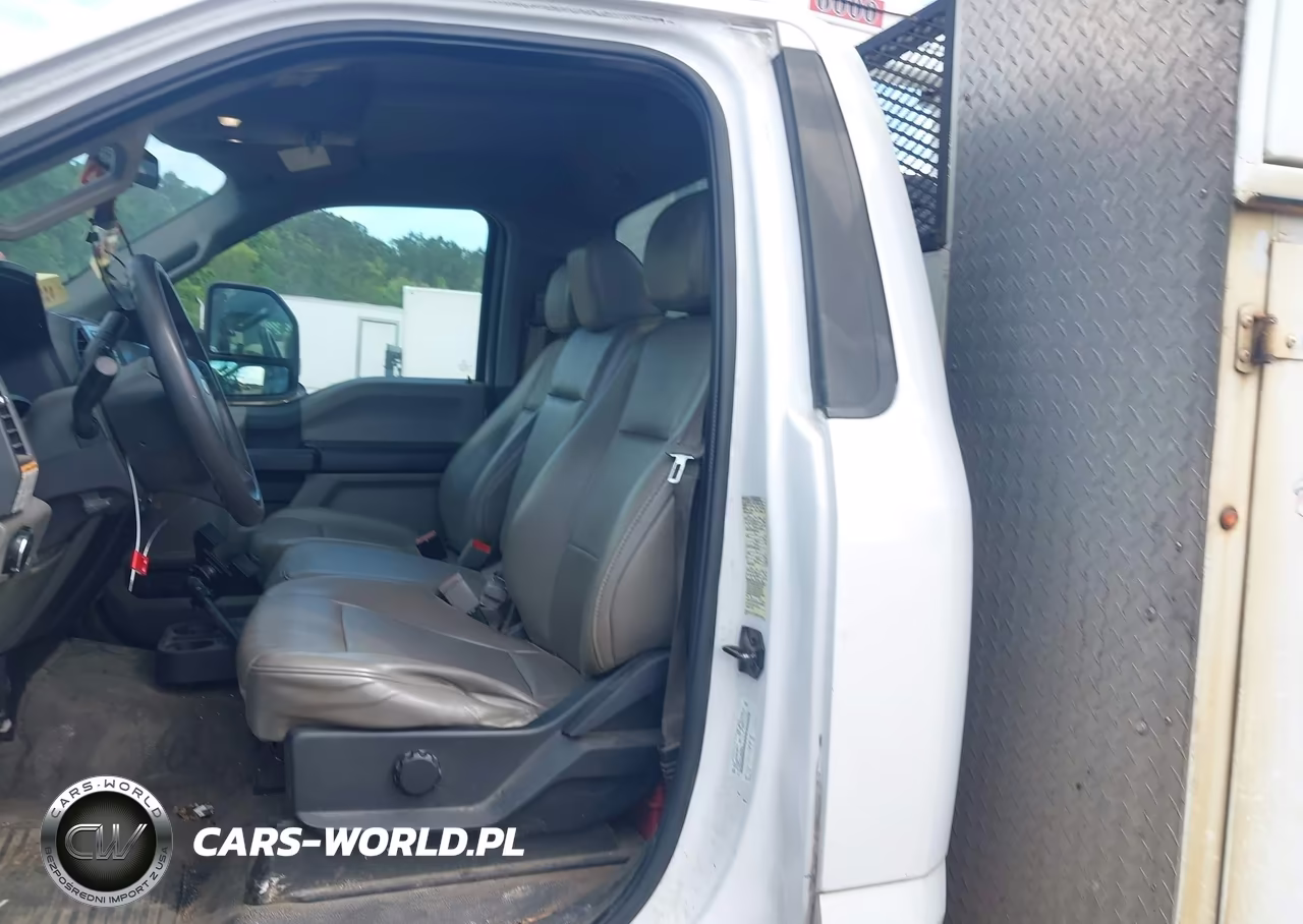 2019 Ford F-550 Chassis Xl VIN:1FDUF5GY1KEE76395 - 7