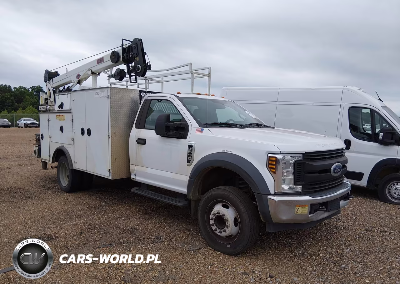 2019 Ford F-550 Chassis Xl