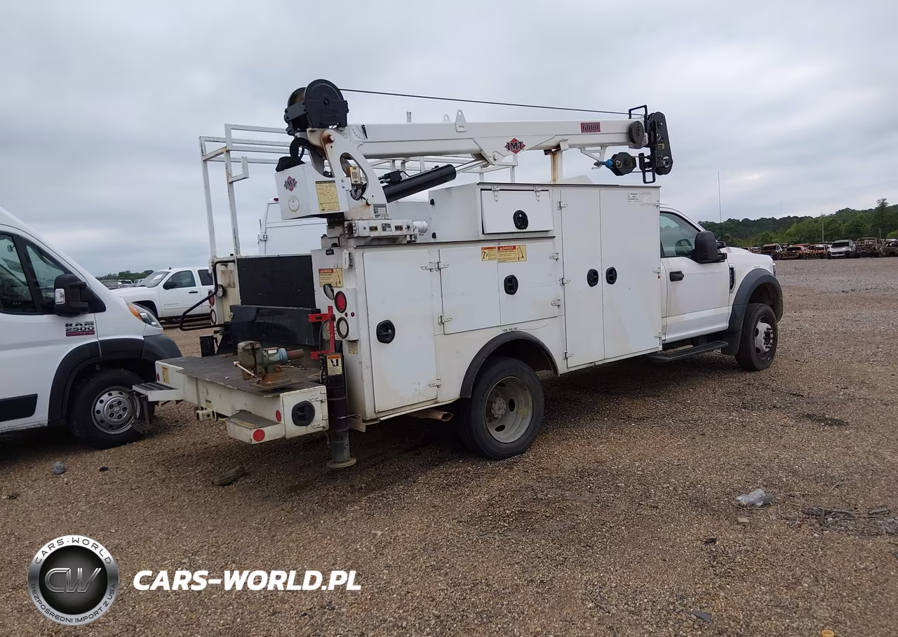 2019 Ford F-550 Chassis Xl VIN:1FDUF5GY5KDA01449 - 4