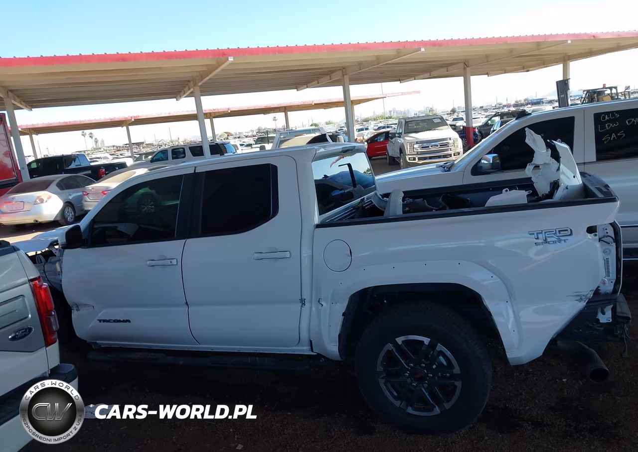2025 Toyota Tacoma Trd Sport VIN:3TMKB5FN9SM046736 - 15
