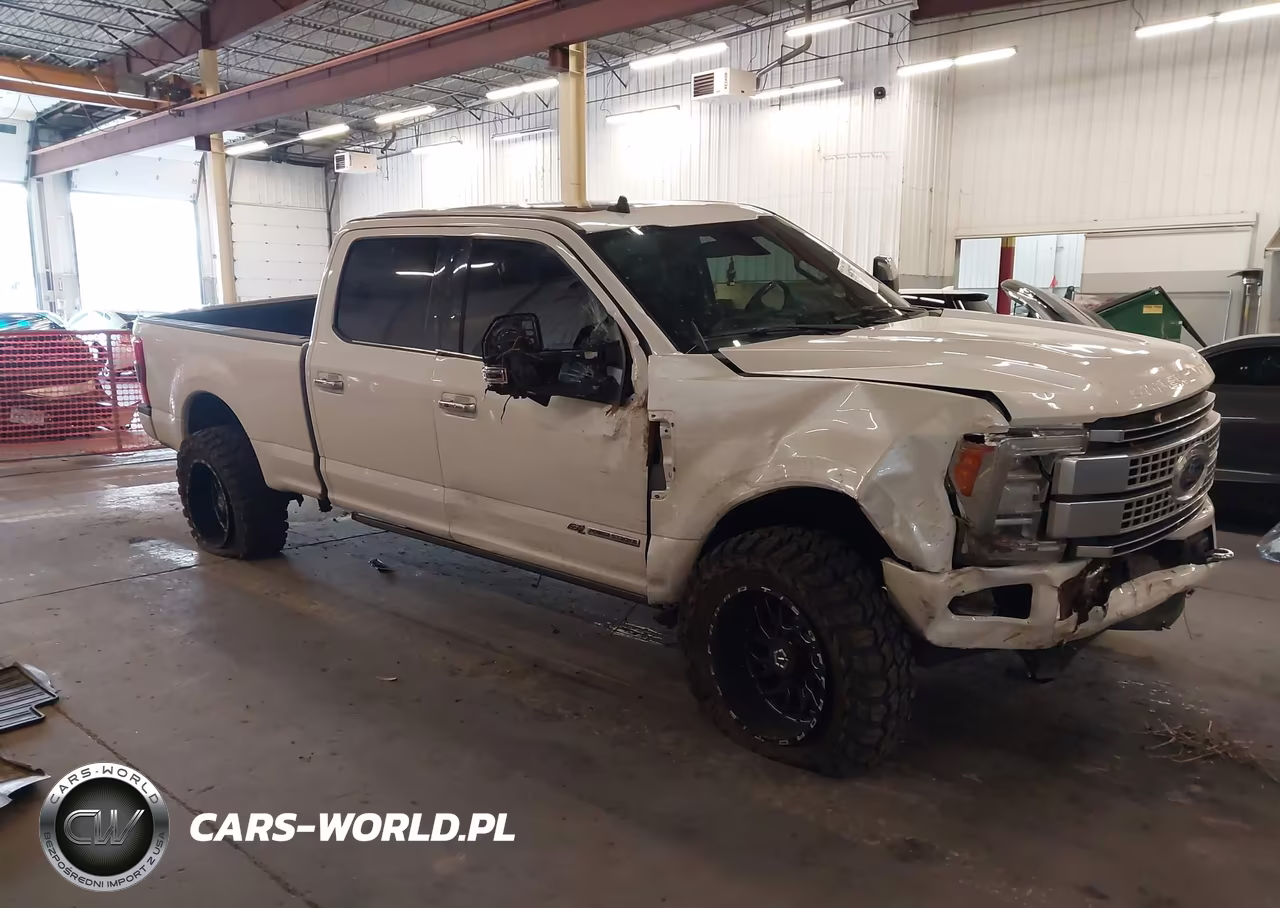 2019 Ford F-350 Platinum – zdjęcie 1 z 15