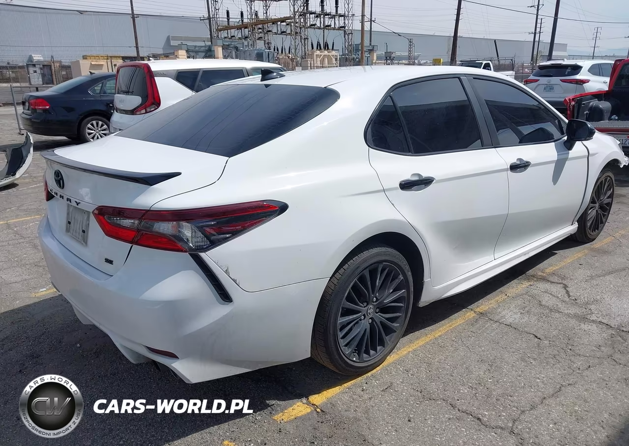 2022 Toyota Camry Se Nightshade Edition VIN:4T1G11AK2NU068930 - 4