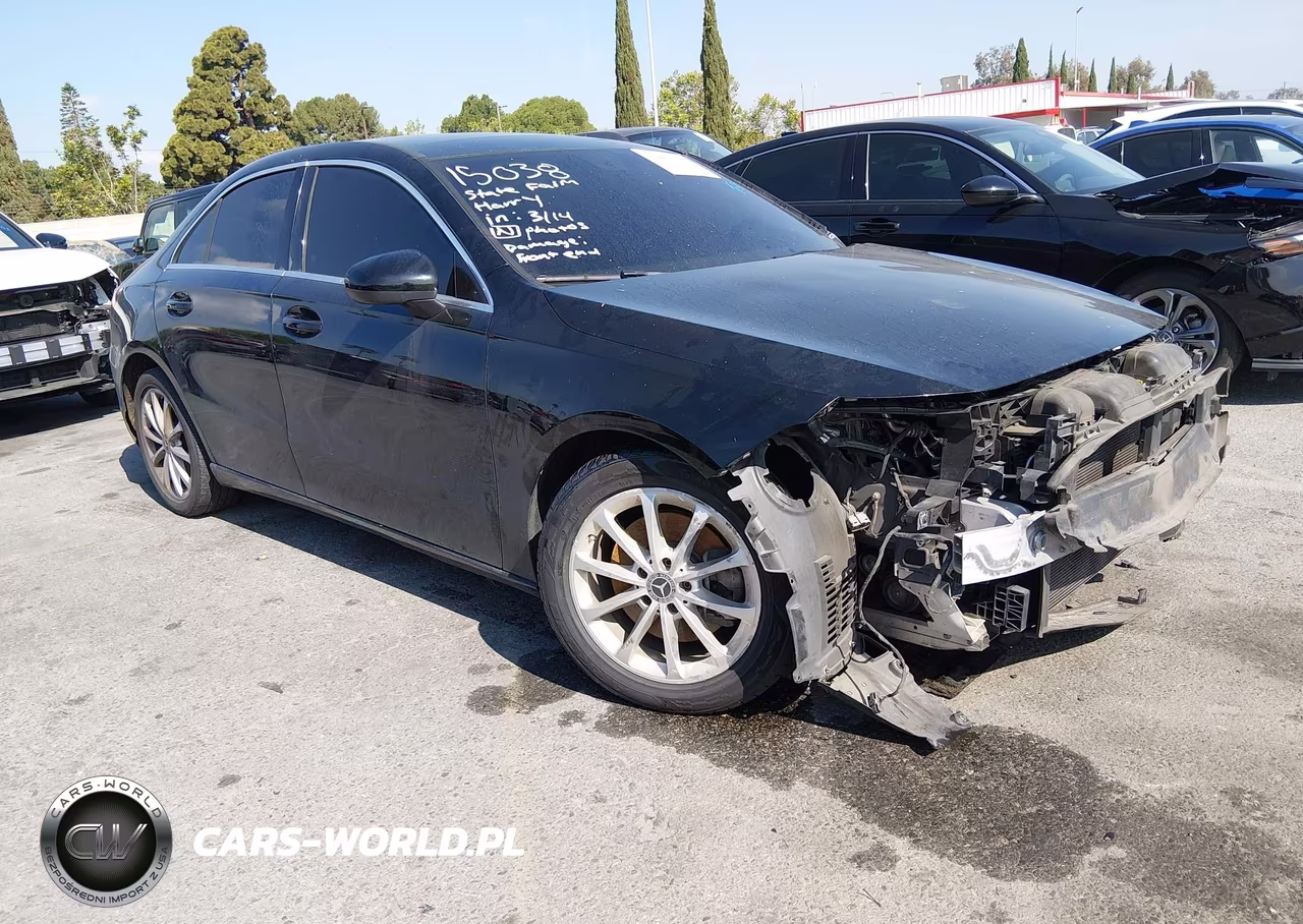 2020 Mercedes-Benz A 220