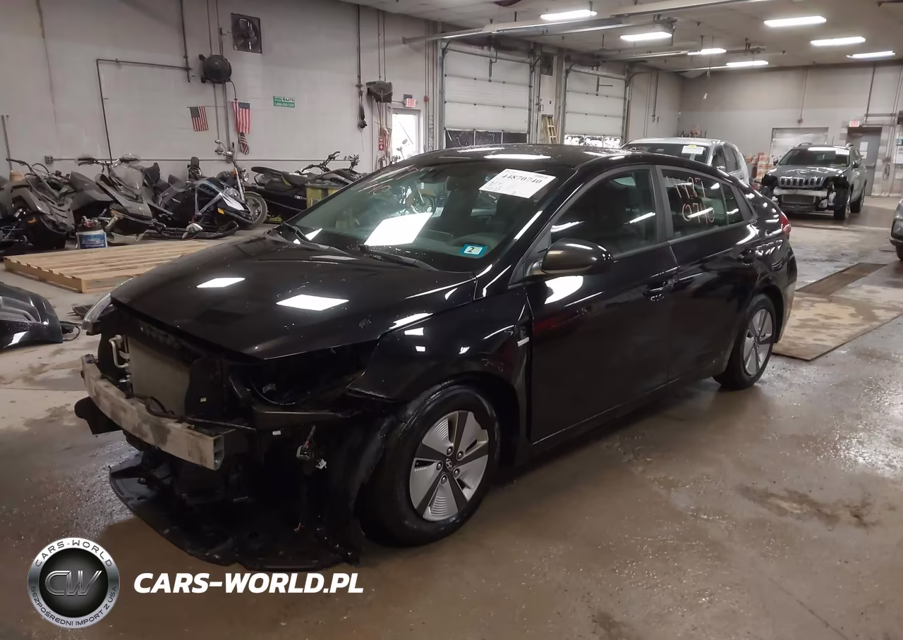 2020 Hyundai Ioniq Hybrid Blue VIN:KMHC65LC4LU186102 - 2