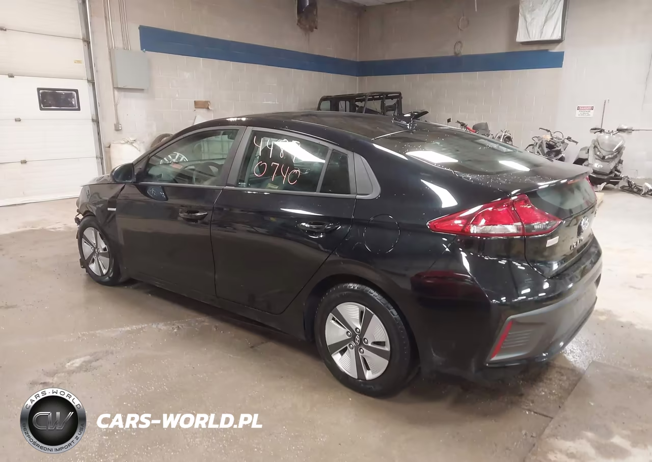2020 Hyundai Ioniq Hybrid Blue VIN:KMHC65LC4LU186102 - 3