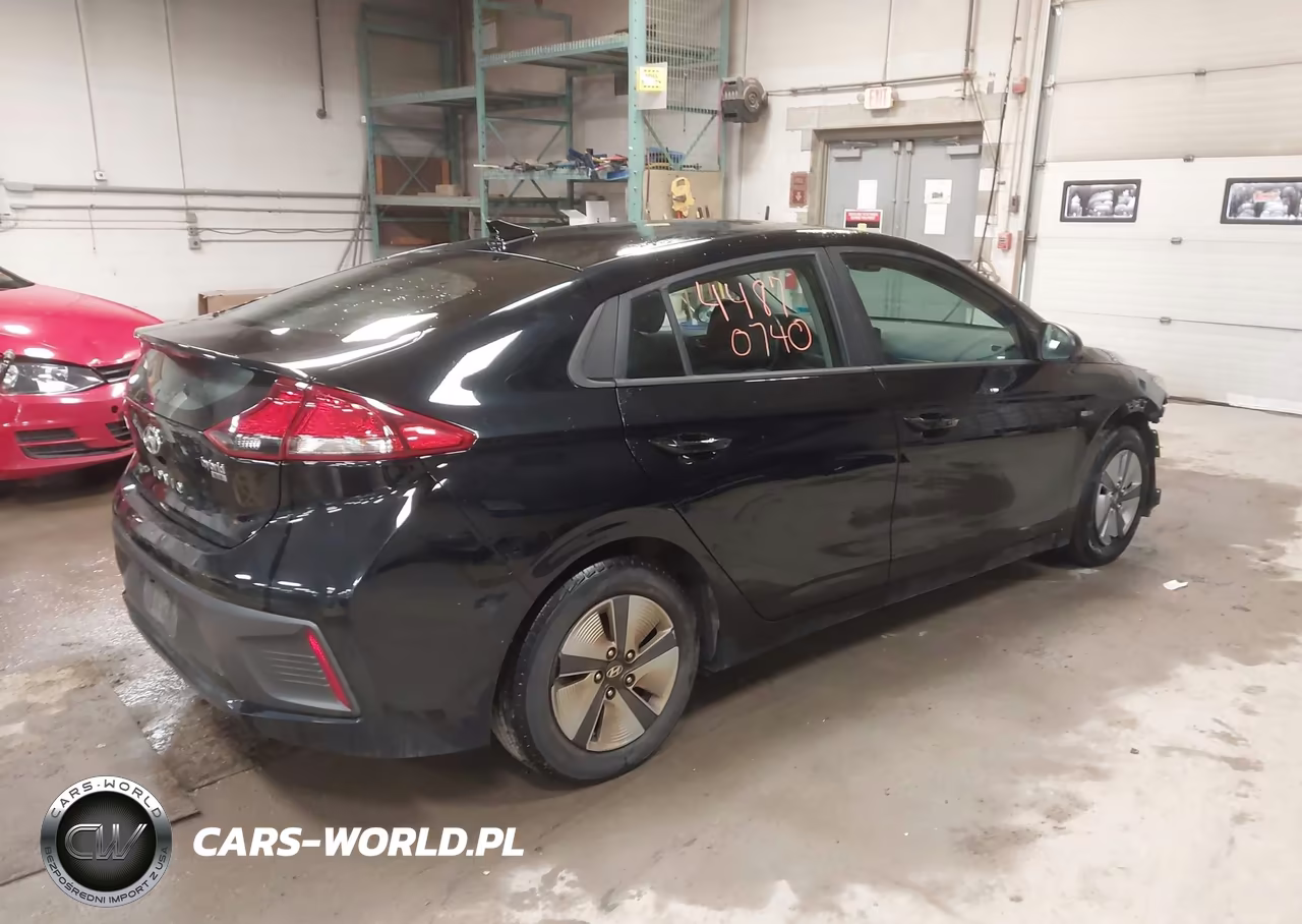 2020 Hyundai Ioniq Hybrid Blue VIN:KMHC65LC4LU186102 - 4