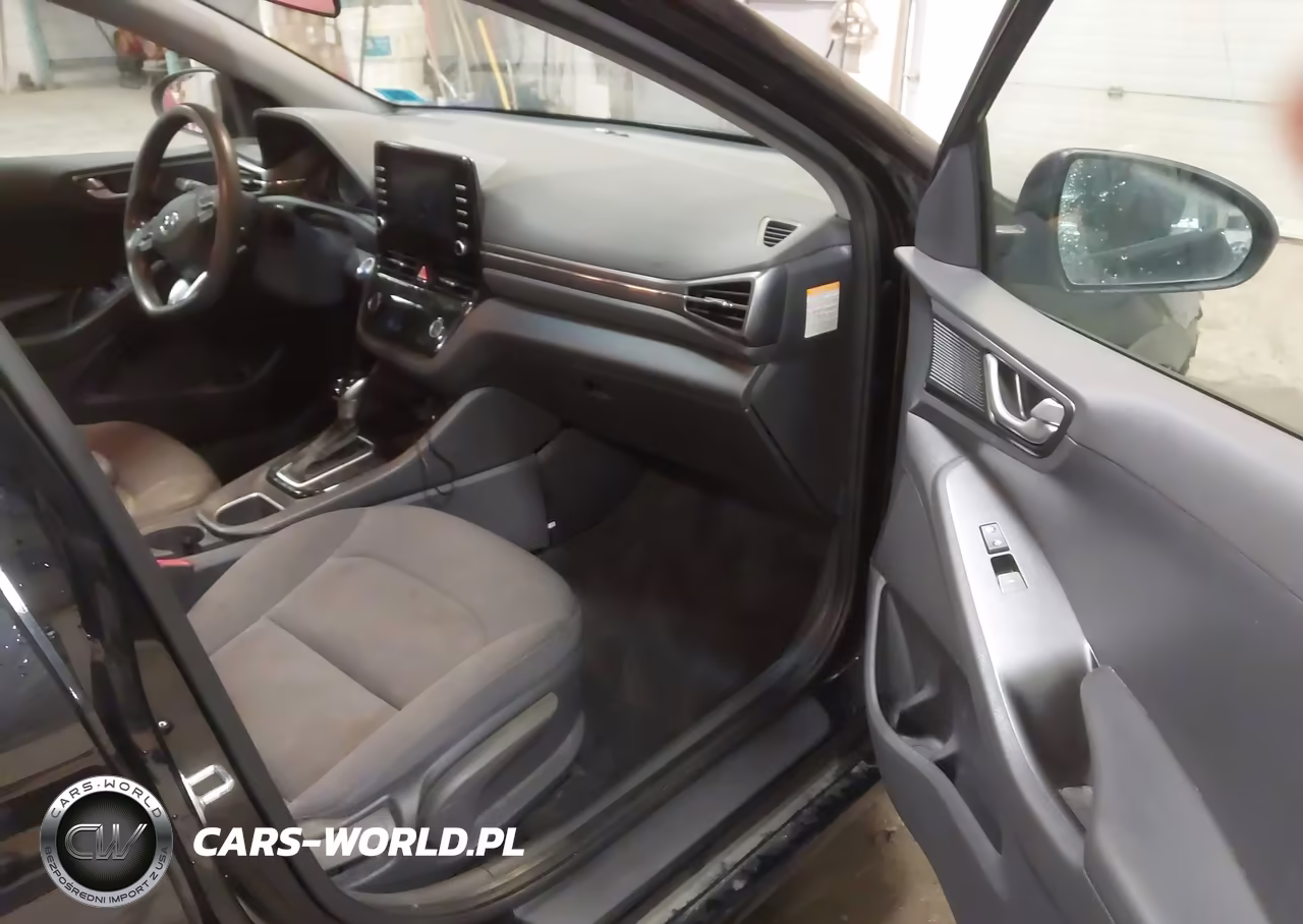 2020 Hyundai Ioniq Hybrid Blue VIN:KMHC65LC4LU186102 - 5