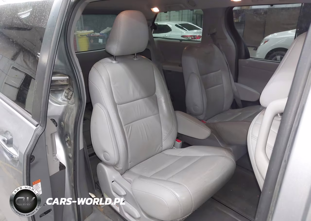 2016 Toyota Sienna Xle 7 Passenger VIN:5TDDK3DC3GS137135 - 8