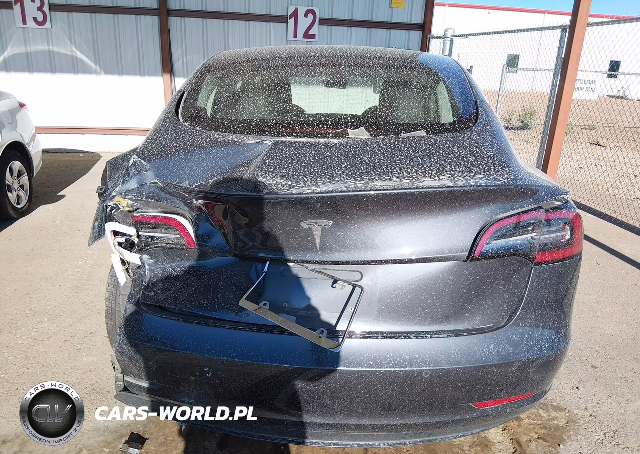 2018 Tesla Model 3 Long Range-Mid Range VIN:5YJ3E1EA5JF052720 - 15