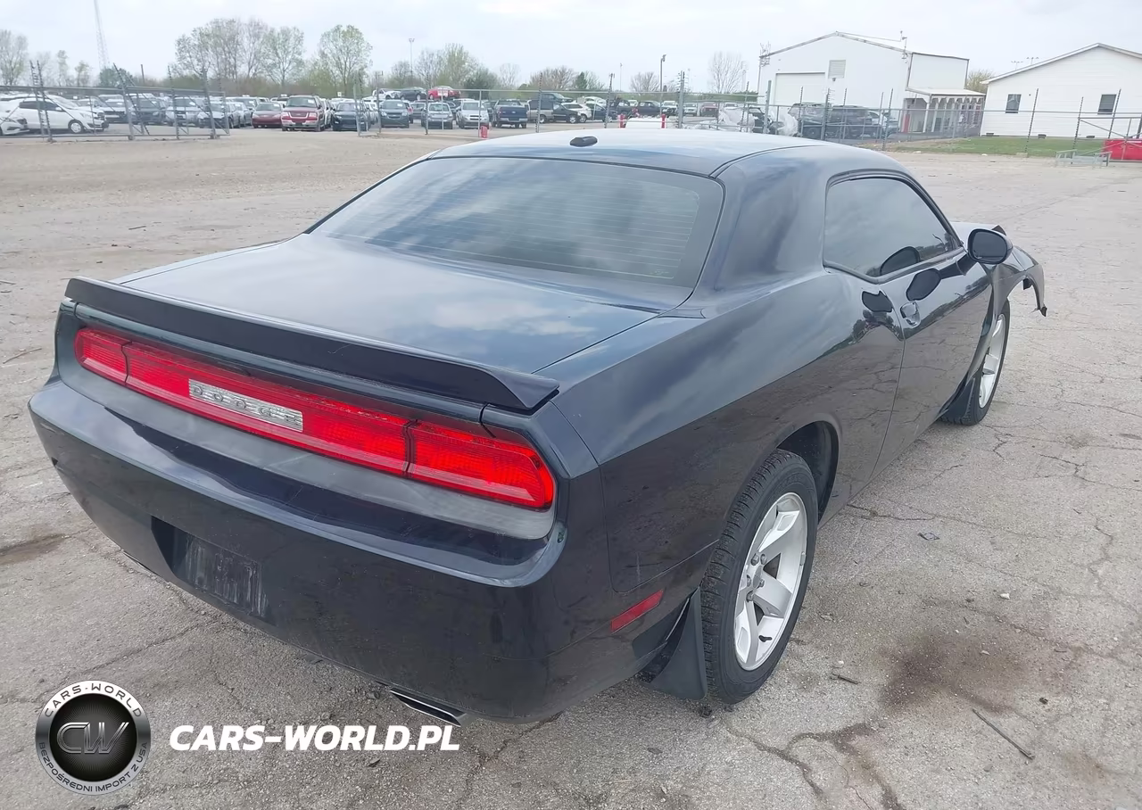 2011 Dodge Challenger VIN:2B3CJ4DG8BH511187 - 4