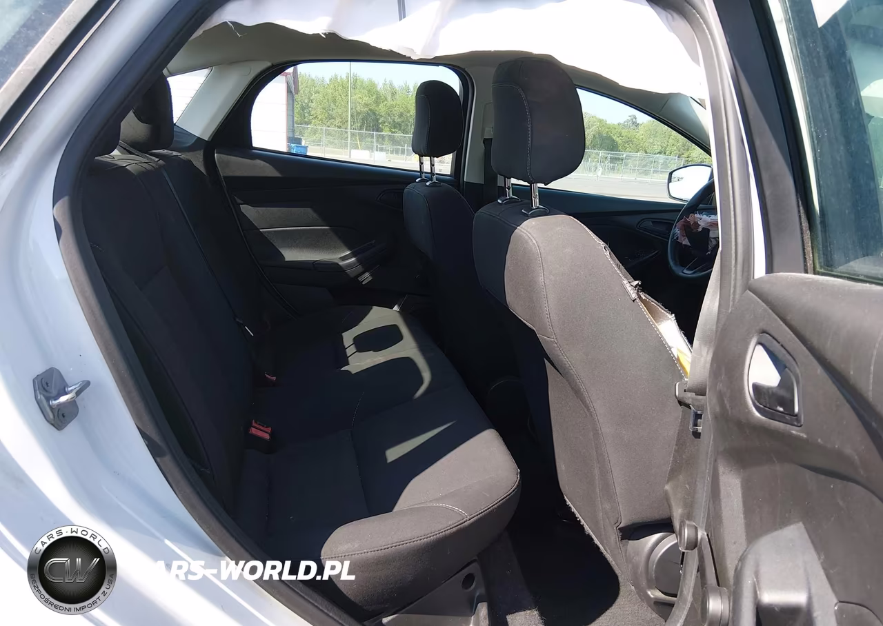 2016 Ford Focus S VIN:1FADP3E25GL381724 - 8