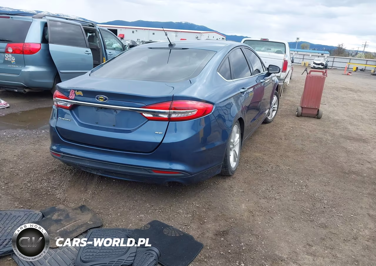 2018 Ford Fusion Se VIN:3FA6P0H78JR194890 - 4