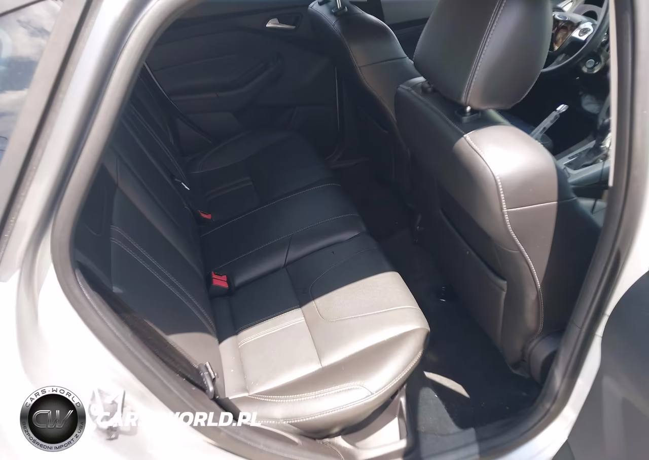 2014 Ford Focus Se VIN:1FADP3F25EL240633 - 8