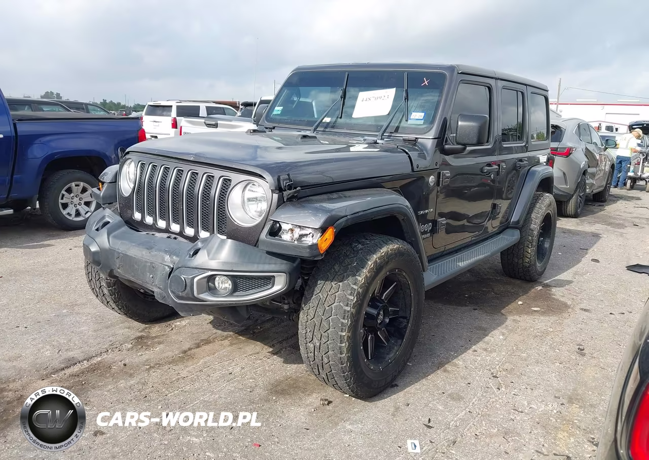 2018 Jeep Wrangler Unlimited Sahara 4X4 VIN:1C4HJXEGXJW125858 - 2